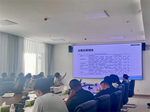 L'industria di Aramid si riunisce a Baotou, il governo e le imprese attirano congiuntamente un progetto: l'ufficio di promozione degli investimenti fa sforzi precisi per costruire un nuovo industria materiale Highland