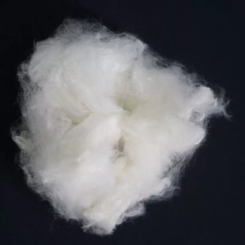 In che modo la fibra corta bianca può supportare l’innovazione dei materiali avanzati?